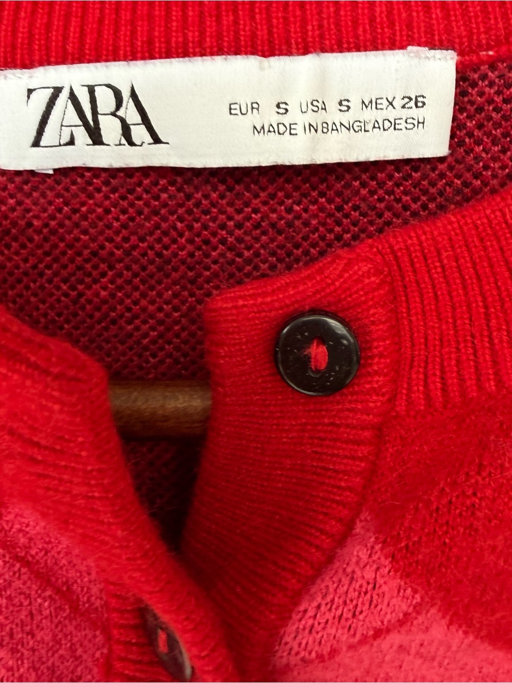 Zara Red Black Pink Argyle Cropped Cardigan Sweater Small Preppy Knit Button - Picture 4 of 5